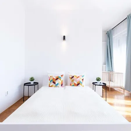 Ultra central location, great panorama Appartamento *